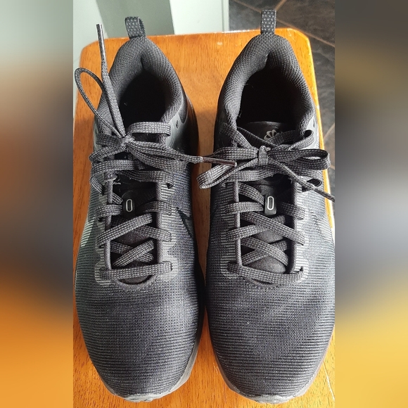 Nike running shoes - Picture 5 of 5